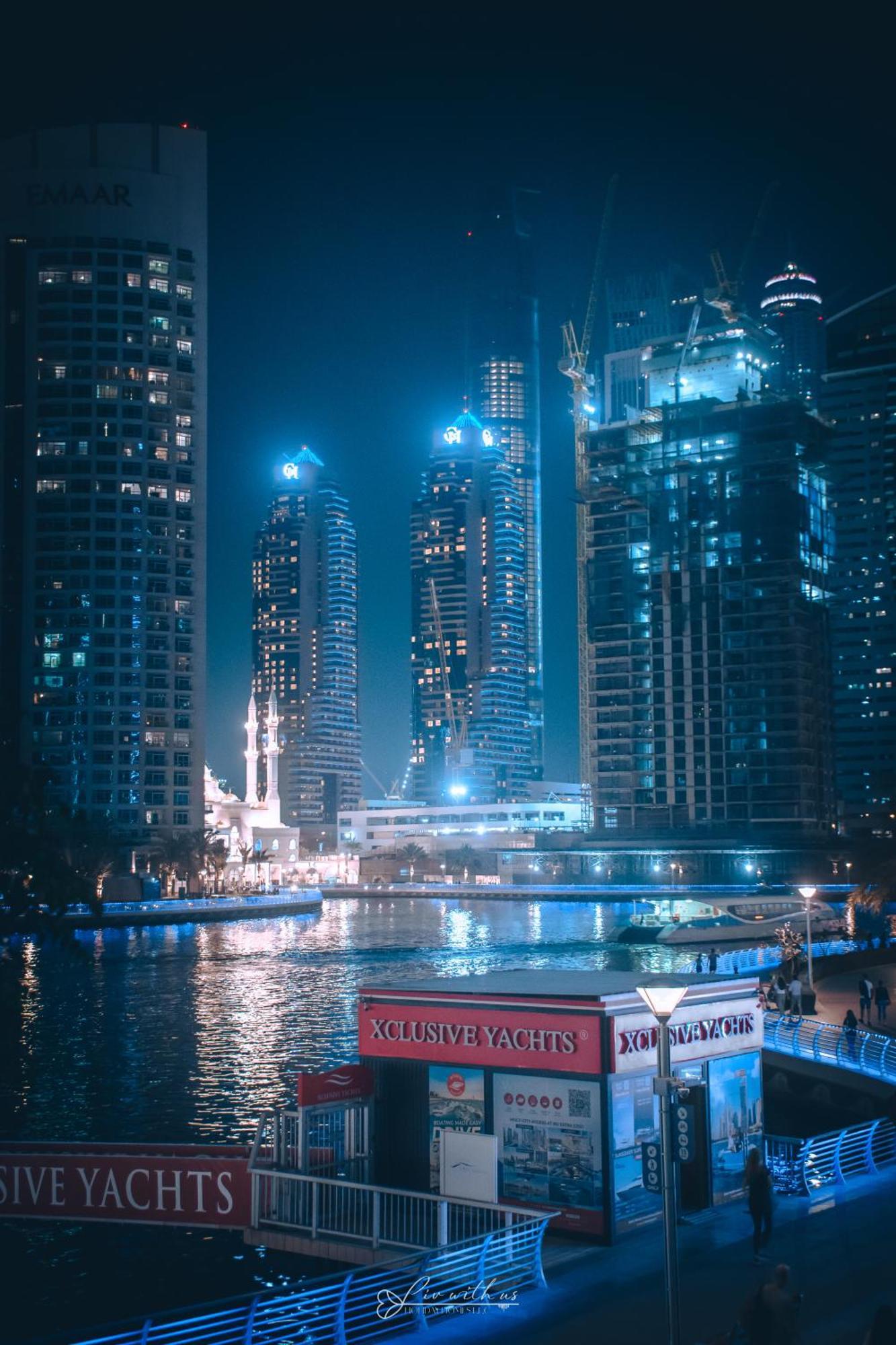 Livwithus - 2 Bedroom In Marina View Tower B अपार्टमेंट