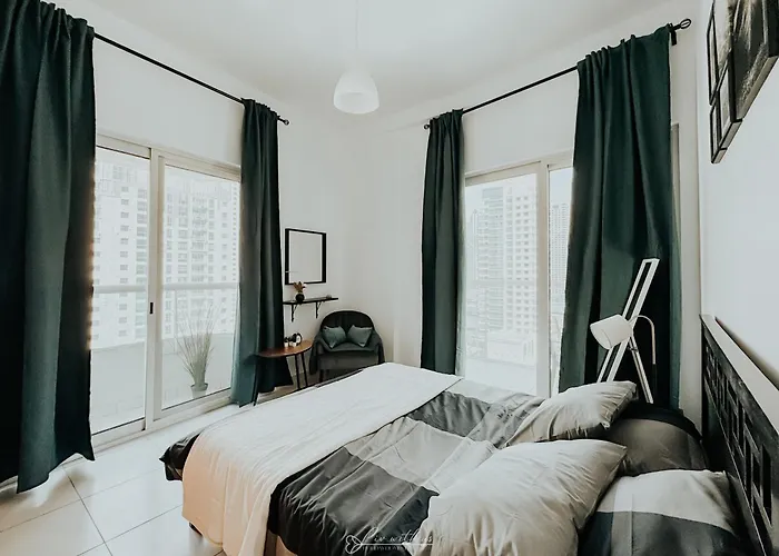 Livwithus - 2 Bedroom In Marina View Tower B