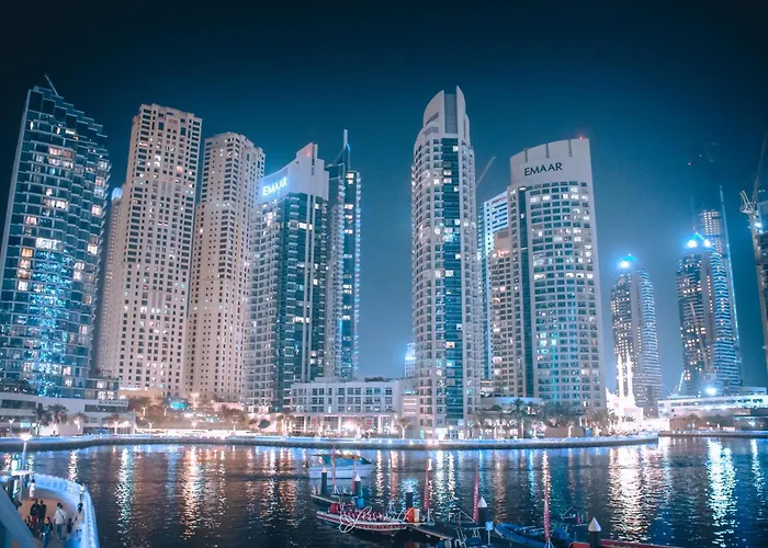 Livwithus - 2 Bedroom In Marina View Tower B